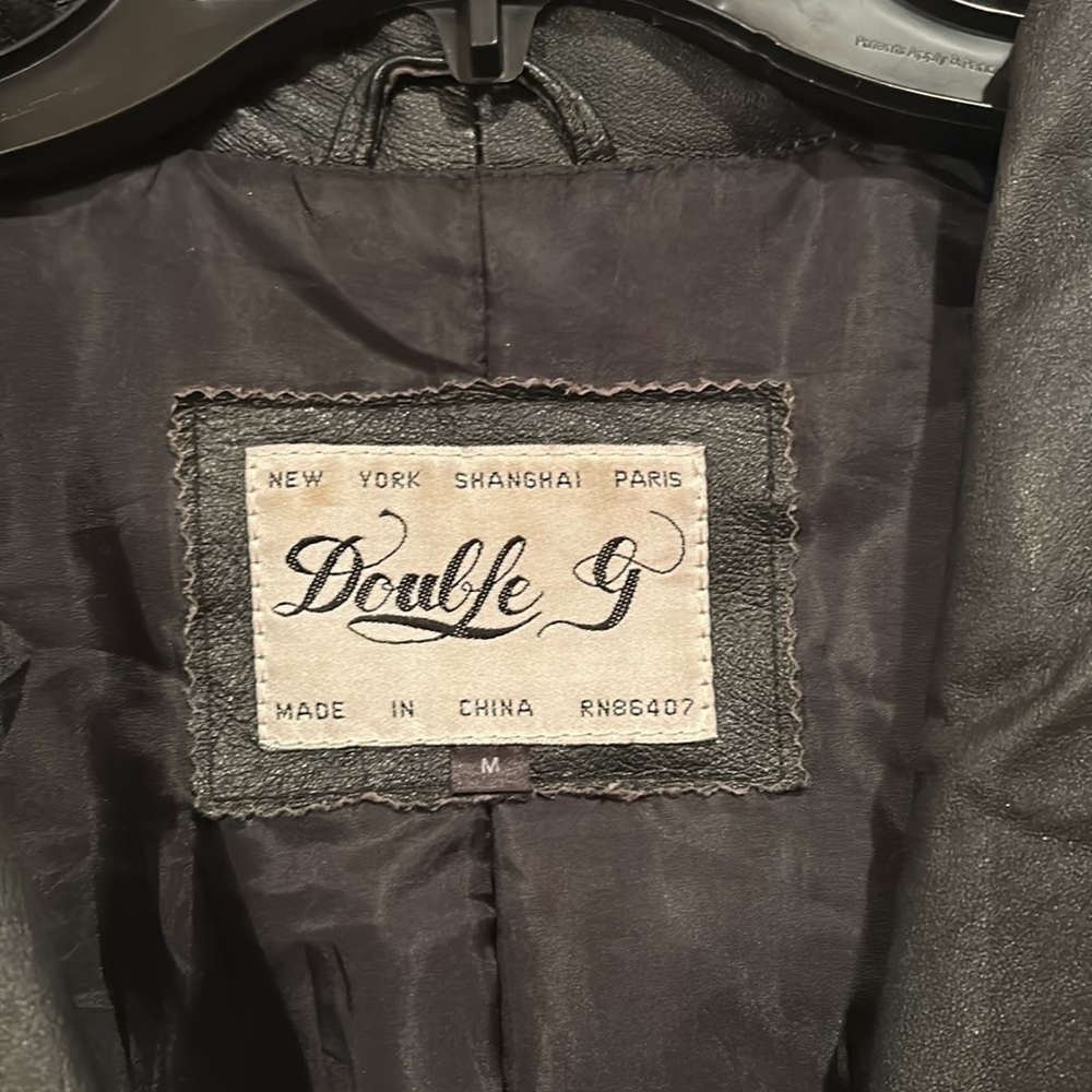 Double G - Medium - Vintage-Full Length - 2 Button - Black Leather Coat - Picture 4 of 8